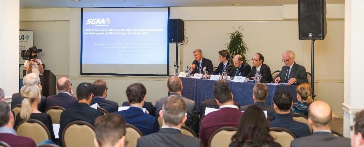 Peaceful coexistence of C-V2X and ITS-G5 technology offers the highest net benefits for Europe