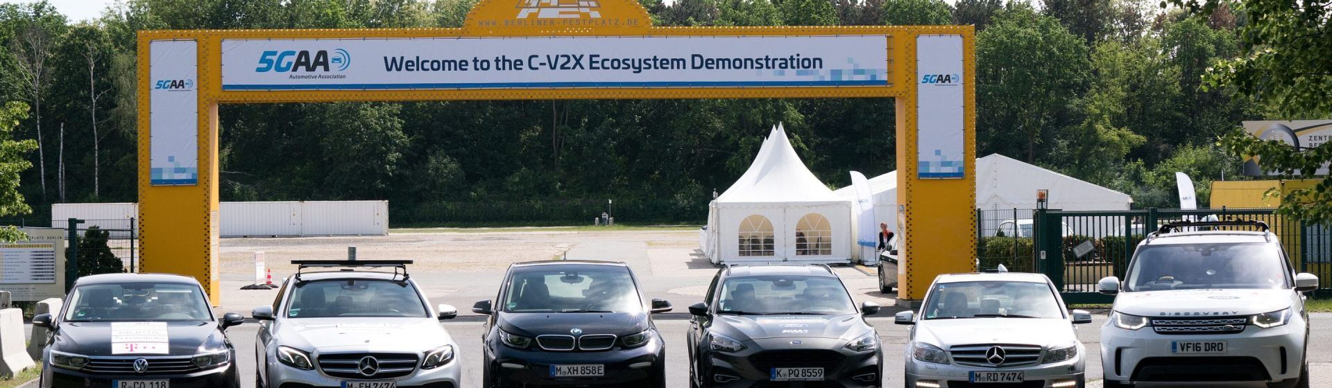 C-V2X contributes to safer roads for everyone: 5GAA live demo event in Berlin