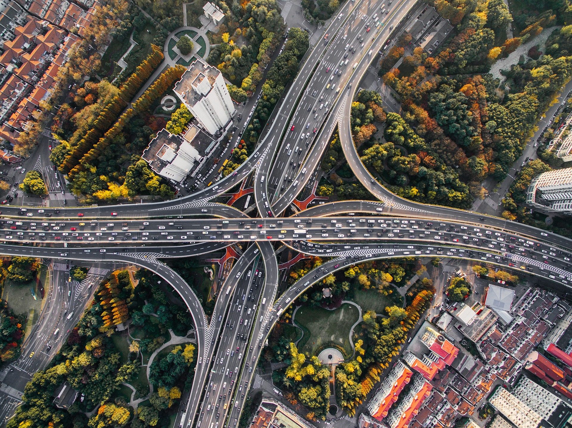 Road Operator Use Case Modelling and Analysis