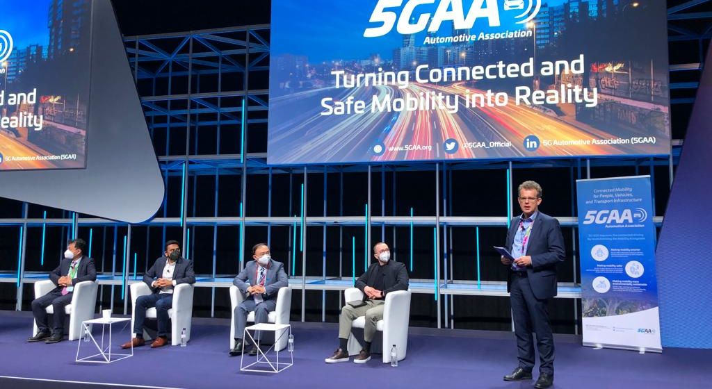 5GAA at MWC Barcelona 2022 “Turning Connected and Safe Mobility into Reality” | Conference material
